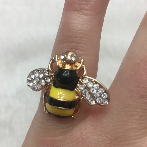 (C3) Bee Ring - Picture 4 of 5